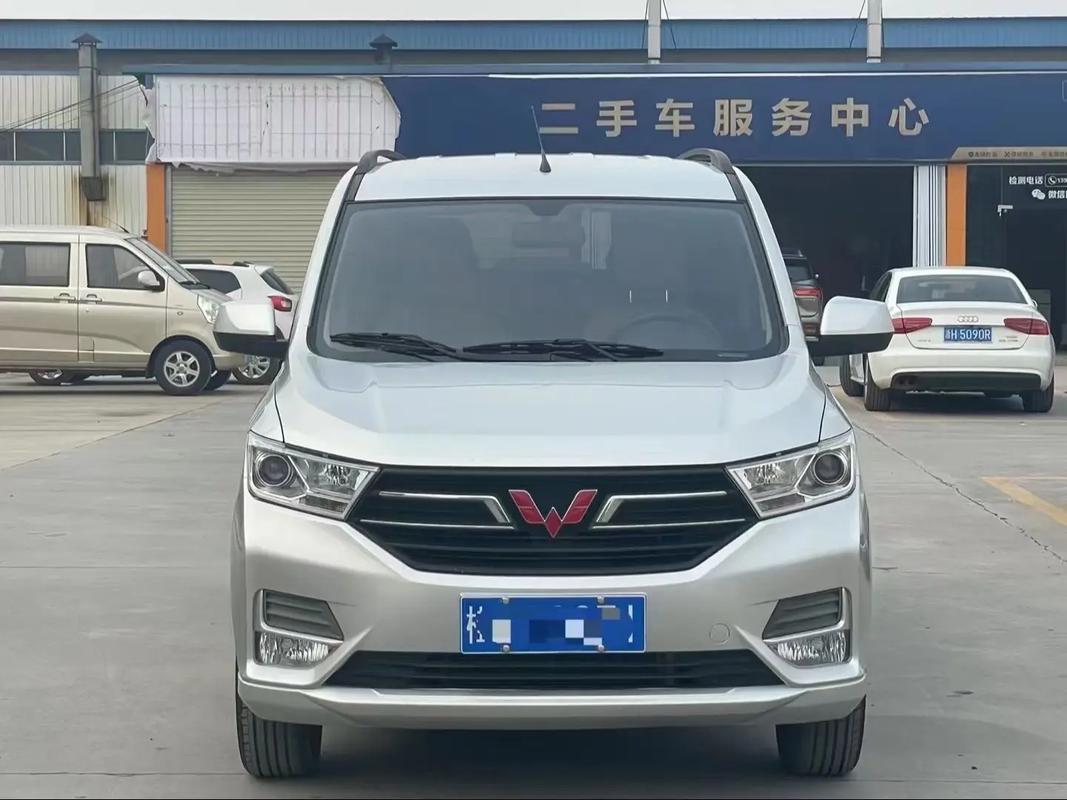 求助,我想去广西柳州买一辆1.2排量,五菱宏光舒适版不知道广西卖多少钱...