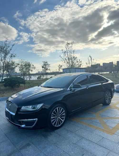 林肯MKZ5座落地价是多少钱?林肯MKZ买车价