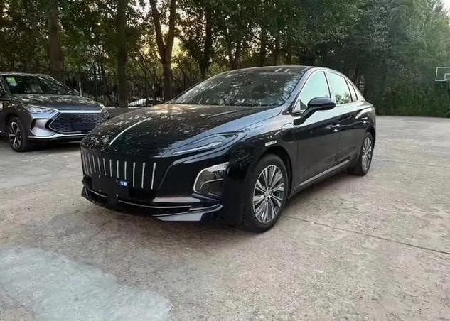 红旗eqm5跑网约车怎么样