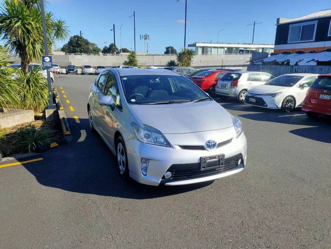 丰田普锐斯,1.8,2015款带太阳能,控如何,油耗大概,