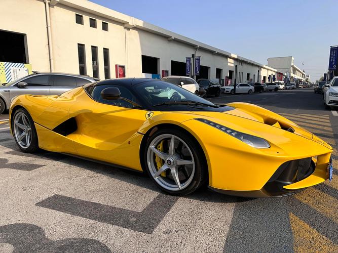 最便宜的“法拉利”来了,搭载3.9T发动机,最大马力620匹!