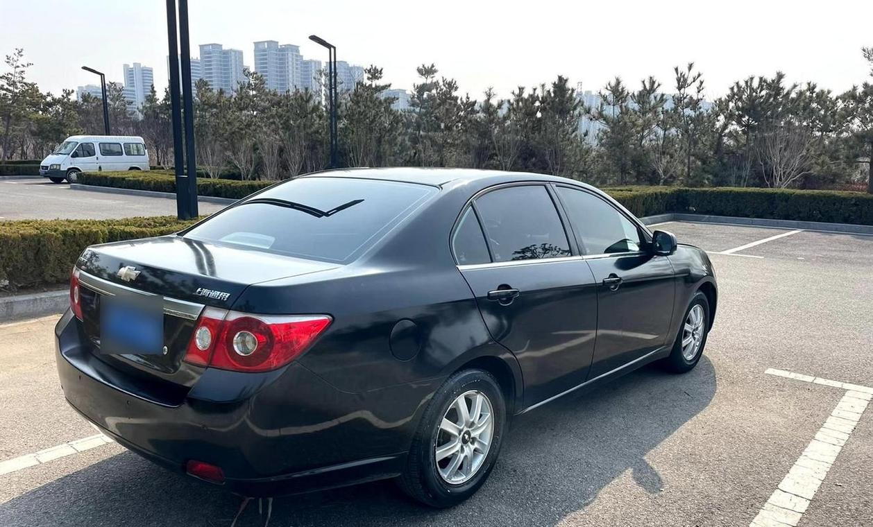 请问:2008款2.0手动雪佛兰景程油耗多少?我想买个二手的,急!!!谢谢...