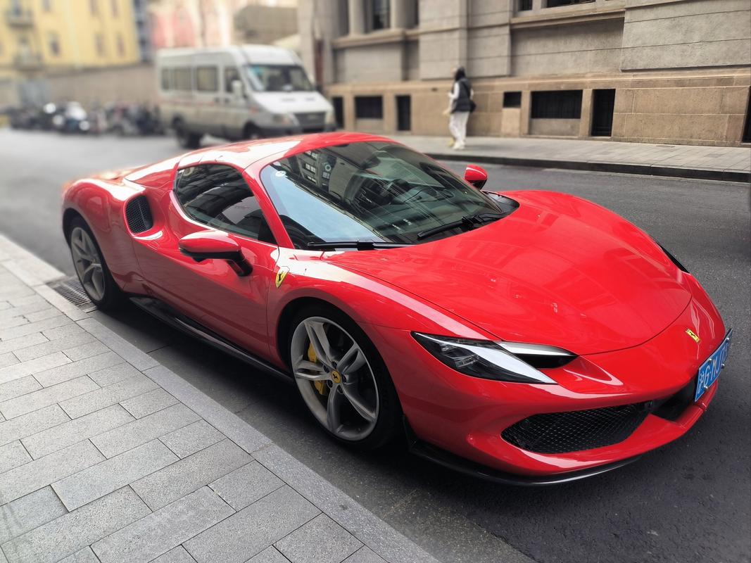 法拉利哪款车适合女性开