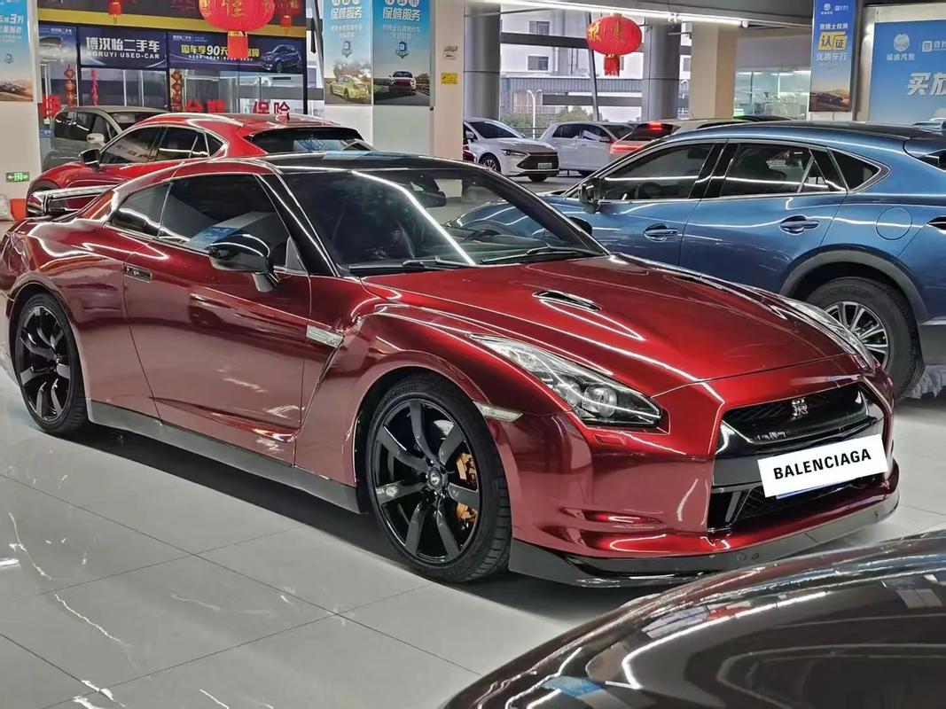 为什么几百万的超跑都跑不过200多万的GTR?GTR究竟强在哪?