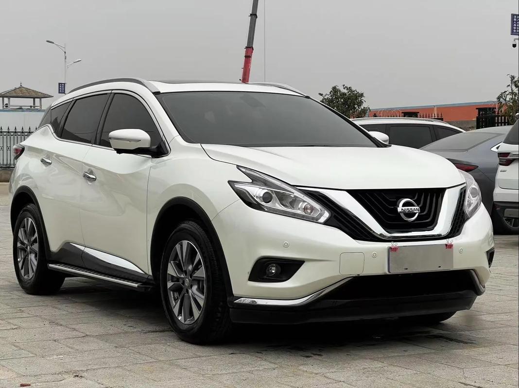 30万预算选中型SUV!东风日产楼兰哪一款最值得买