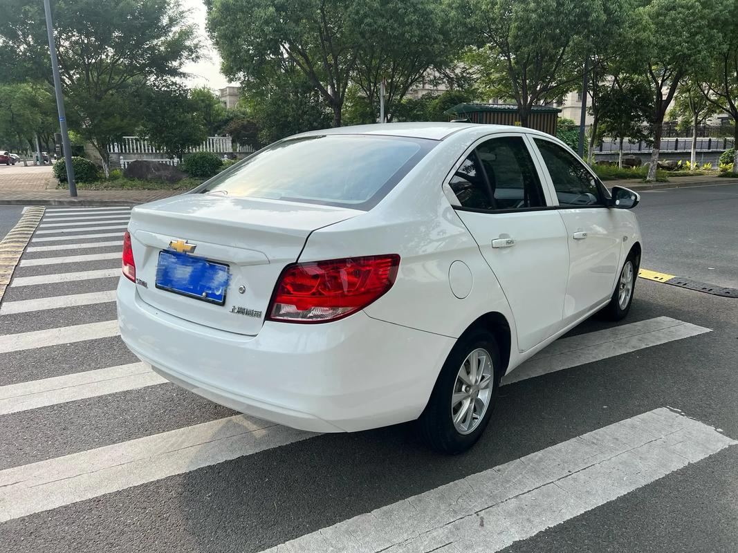 10万左右自然吸气手动挡新车油耗多少