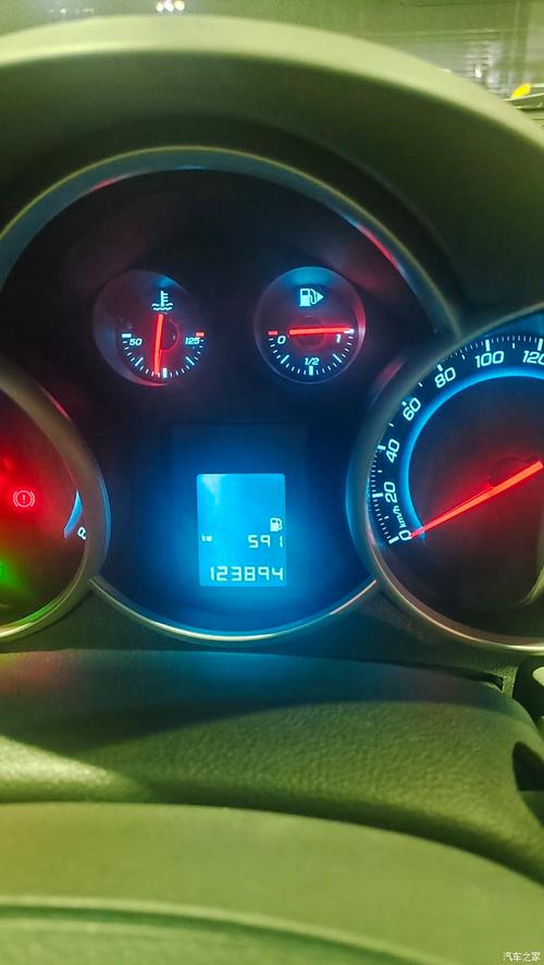 科鲁兹油耗？雪弗兰科鲁兹油耗？