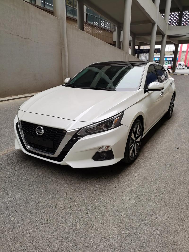 这才是日系车中的“舒适王”,低油耗,皮实耐用,最懂国人