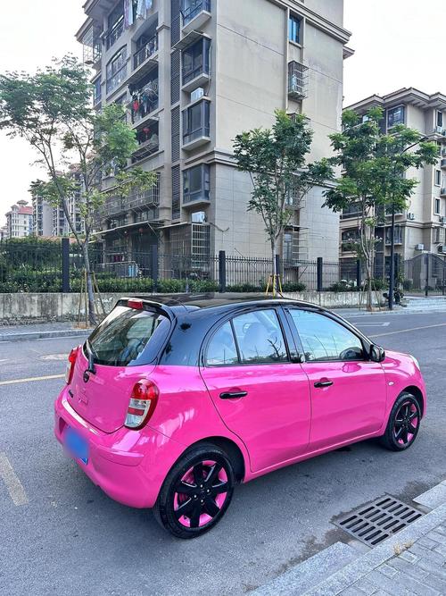 适合女士开的两厢二手车