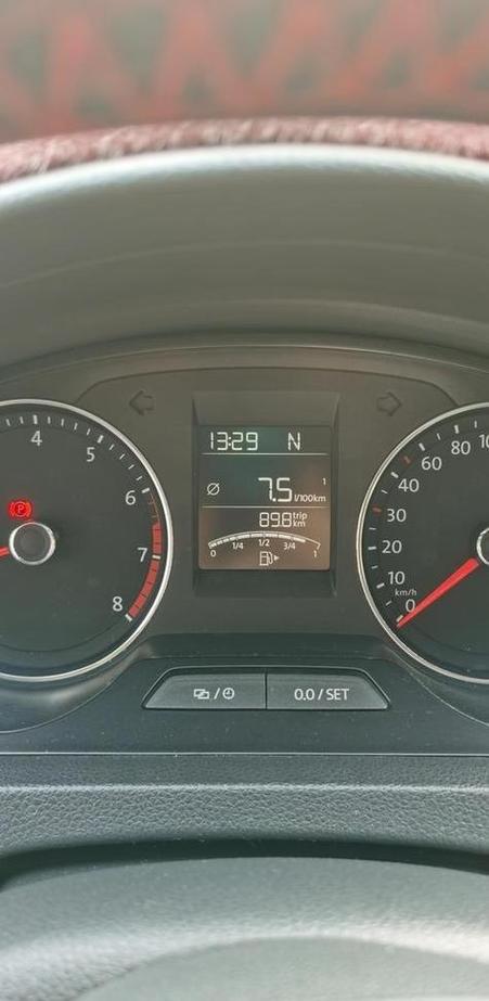 标致207油耗，标致207油耗高达12个？