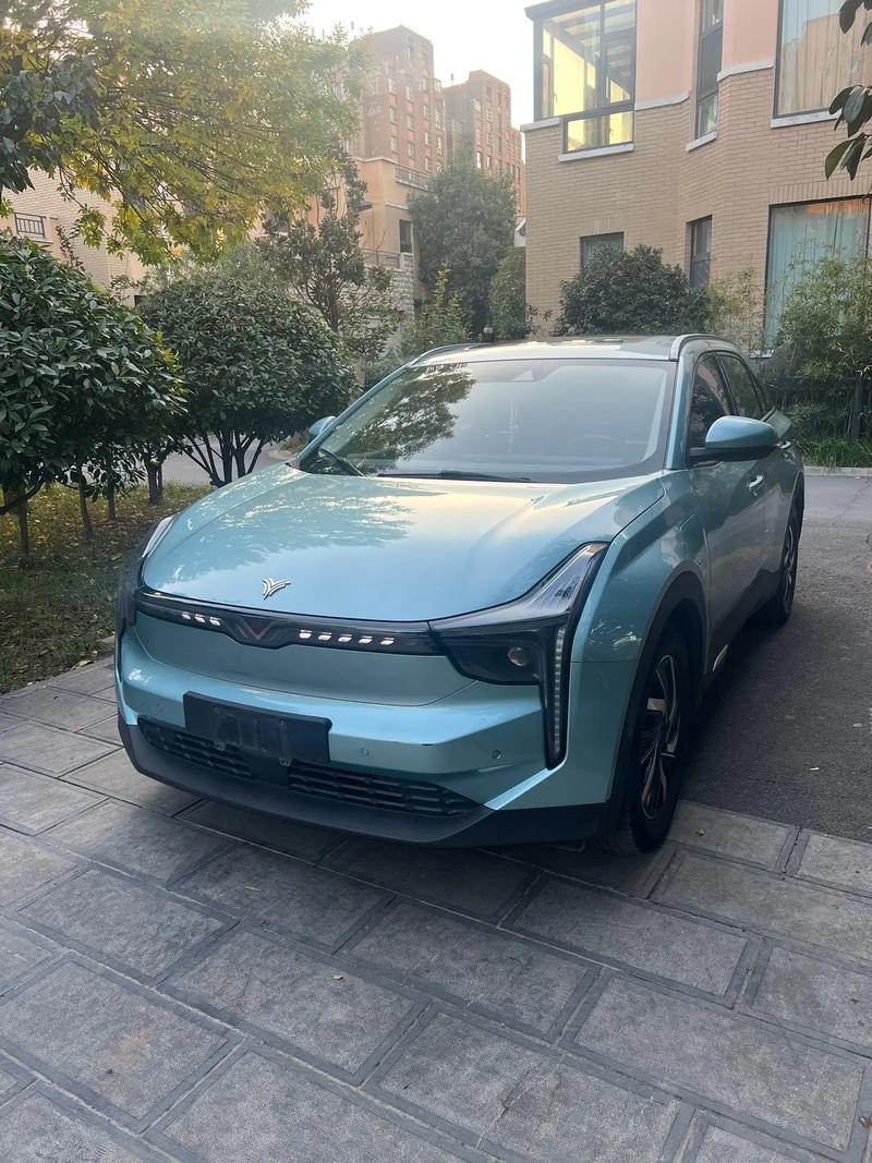 合众哪吒公司现状