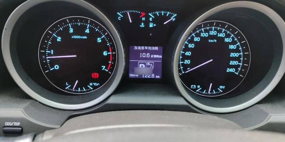 陆巡油耗一公里多少钱