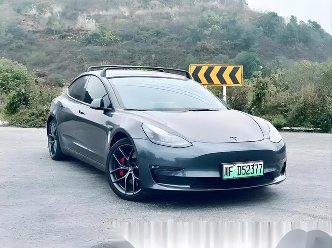 可以帮我拼一下特斯拉吗?马斯克:NO,拒提车