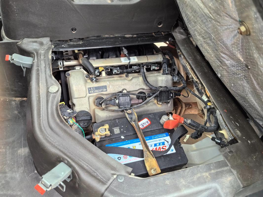 五菱荣光s缺缸什么原因