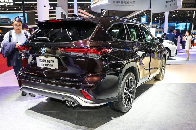 路虎极光2.0t真实油耗是多少?