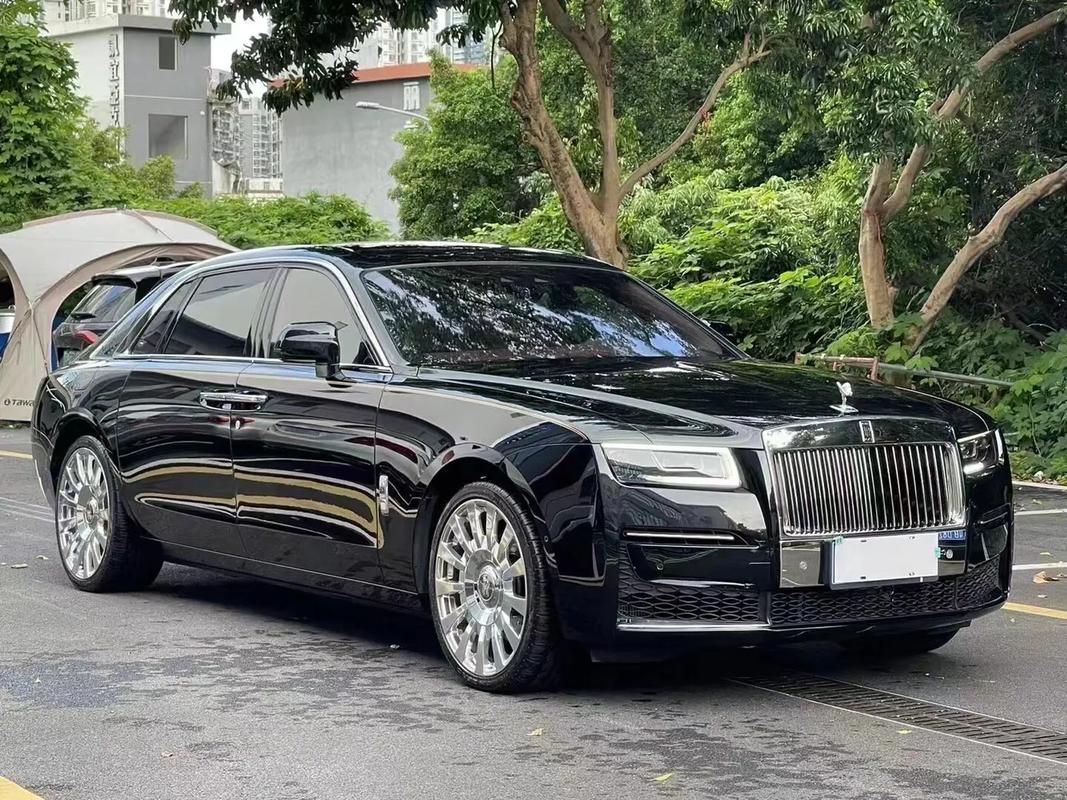 经典的奢华无需多言——劳斯莱斯古思特