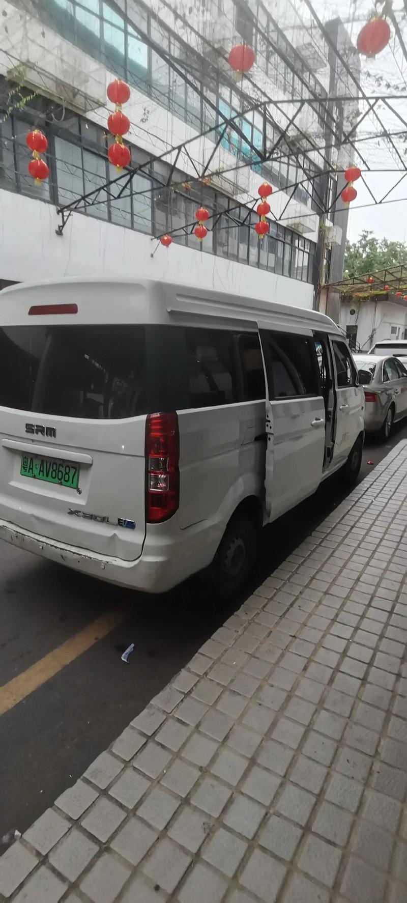 东风小康面包车一公里多少油