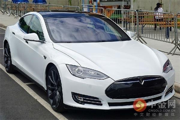 特斯拉VS拼多多事件背后:买车这件事,老实人总是吃亏的