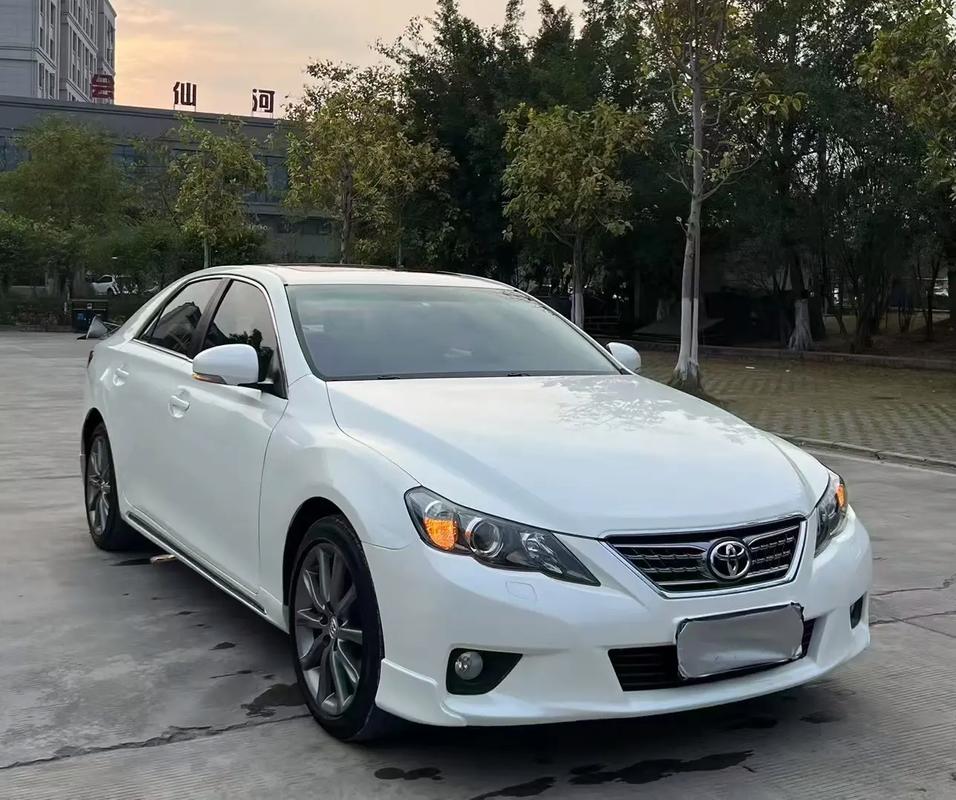 锐志油耗，丰田锐志油耗？