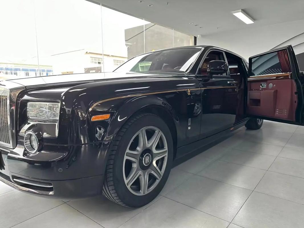 劳斯莱斯幻影限量版，劳斯莱斯幻影限量版1400万