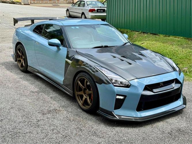 日产gtr2025款落地多少钱