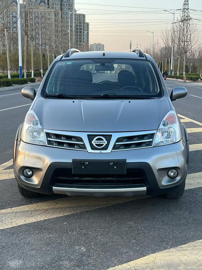 livina东风日产什么车