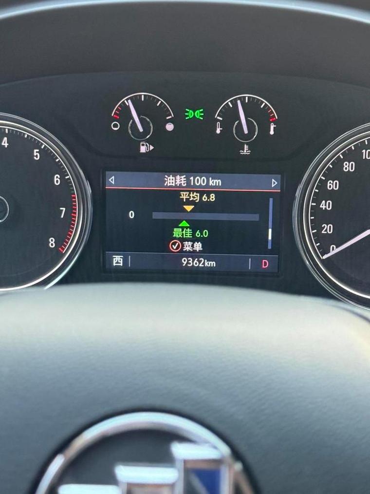 奔驰宝马不香了,别克君越2025白金款一口价15.99万元起