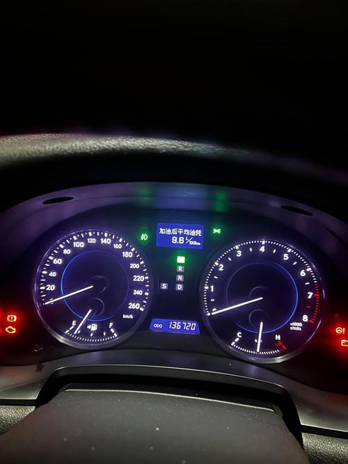 雷克萨斯is250油耗？雷克萨斯is200油耗多少？