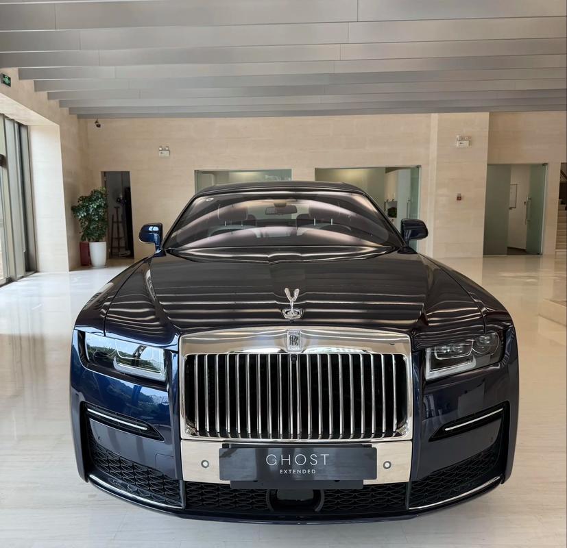 劳斯莱斯古思特，劳斯莱斯古思特2025款费用多少