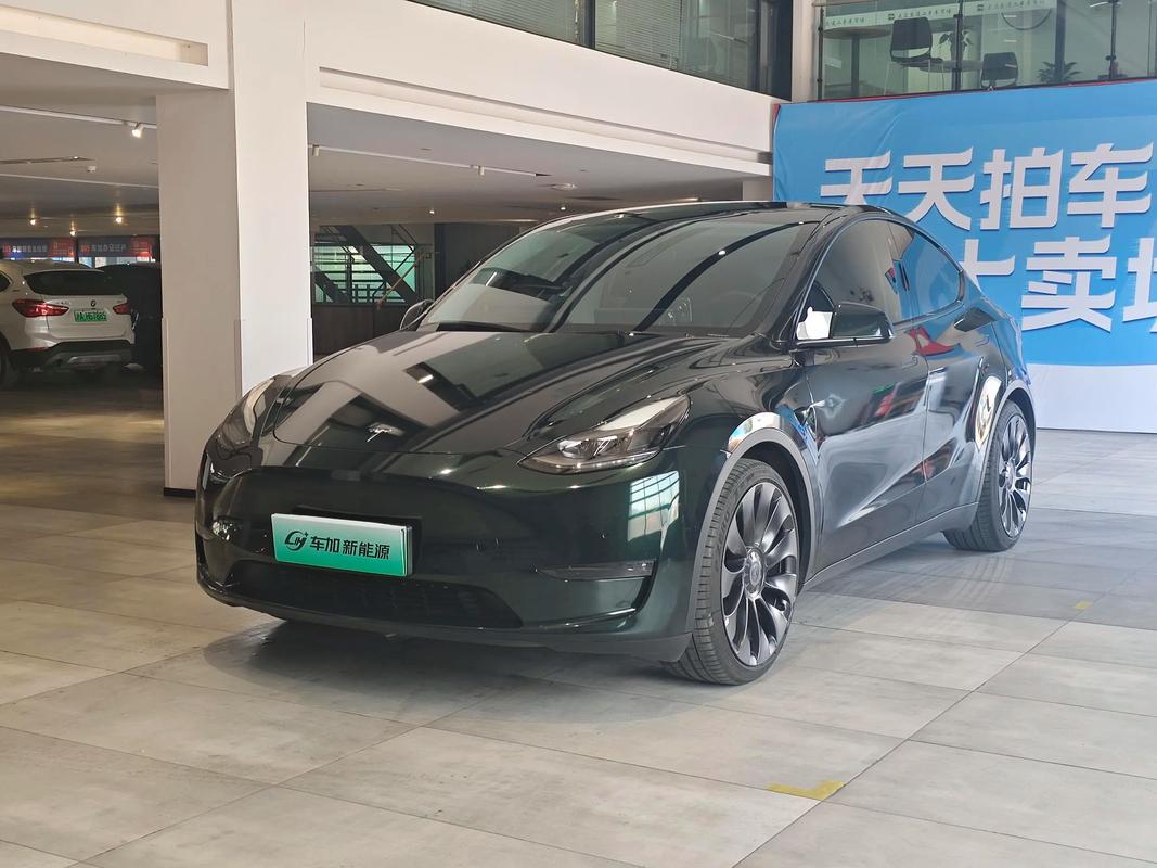 特斯拉是纯电动车吗