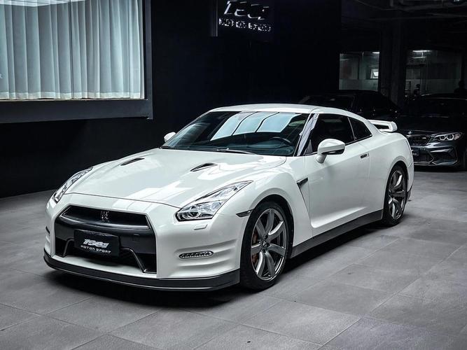 二手日产gtr多少钱一辆