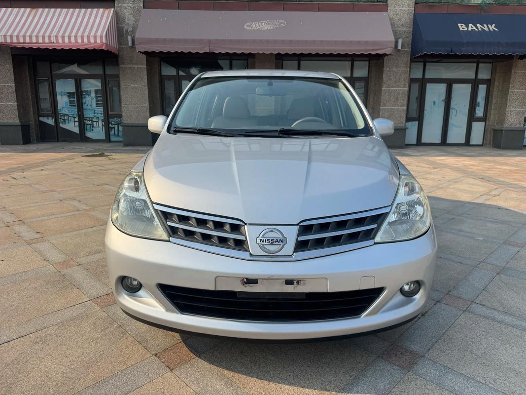 东风日产tiida？东风日产tiida雾灯灯罩？