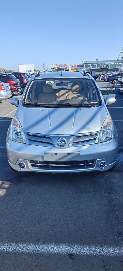 东风日产骊威劲锐版