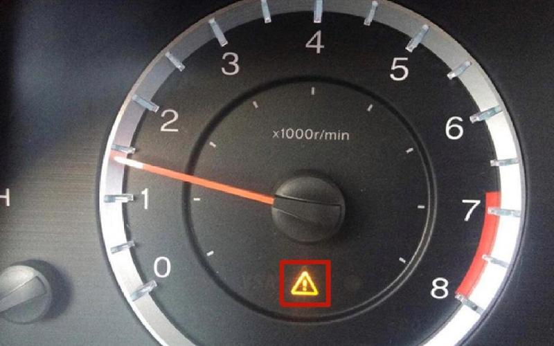 ...多媒体故障,有一个三角形黄色叹号,请问一下,怎么处理?