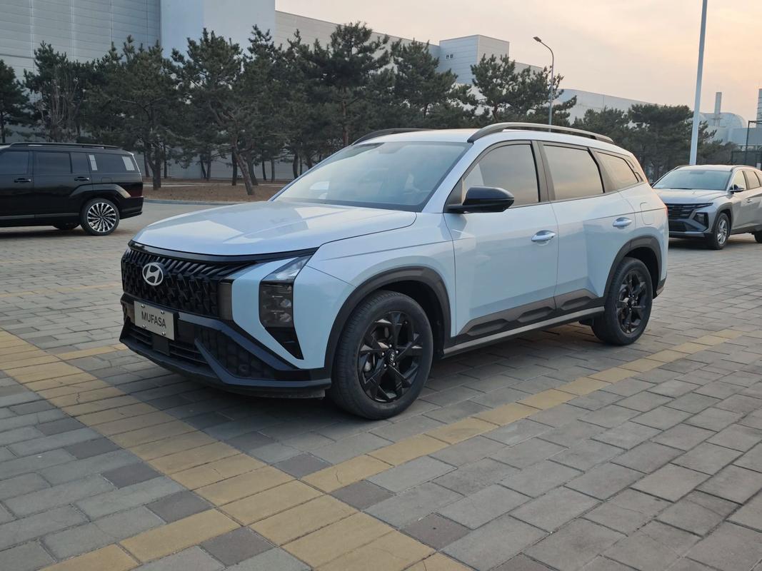 2013年老款途胜费油还是10年的标志408自动挡费油