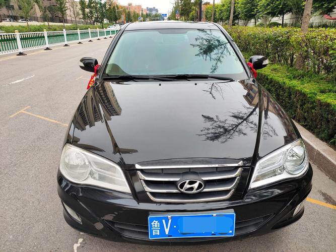 不止好看,我们还把第七代伊兰特开出了3.7升的综合油耗