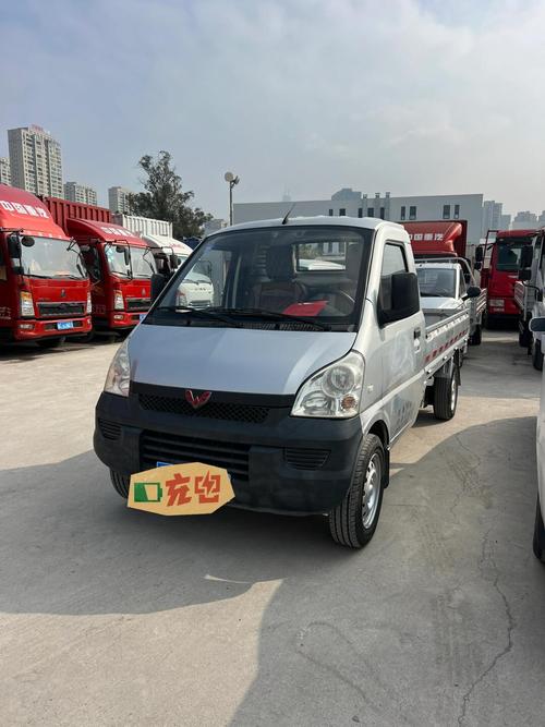 五菱荣光v油耗几毛