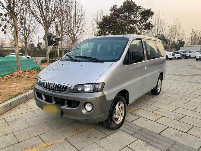 瑞风一箱油能跑多少公里