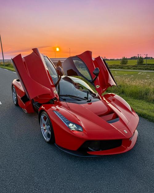 法拉第跑车在意大利卖多少钱?