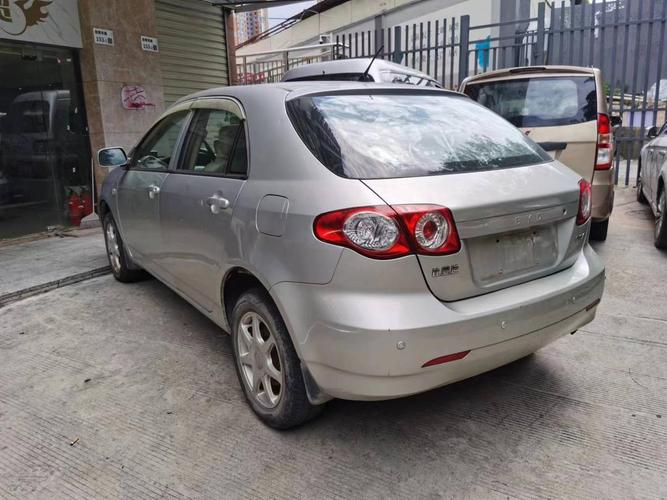 比亚迪F3R外型、内饰好不好?