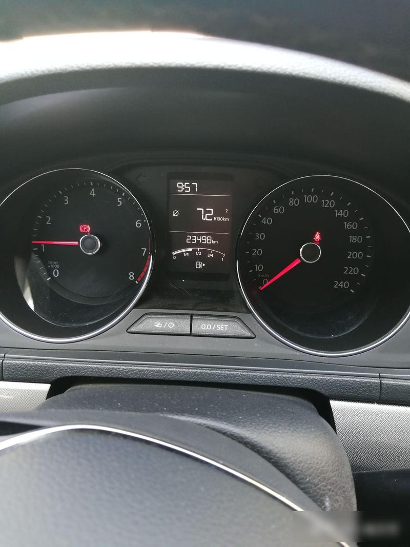 大众朗逸跑100公里要多少油钱