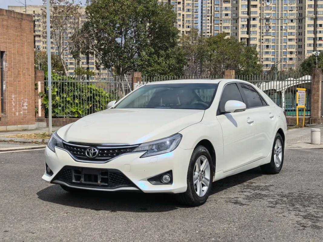 锐志的油耗？锐志油耗一公里多少钱？