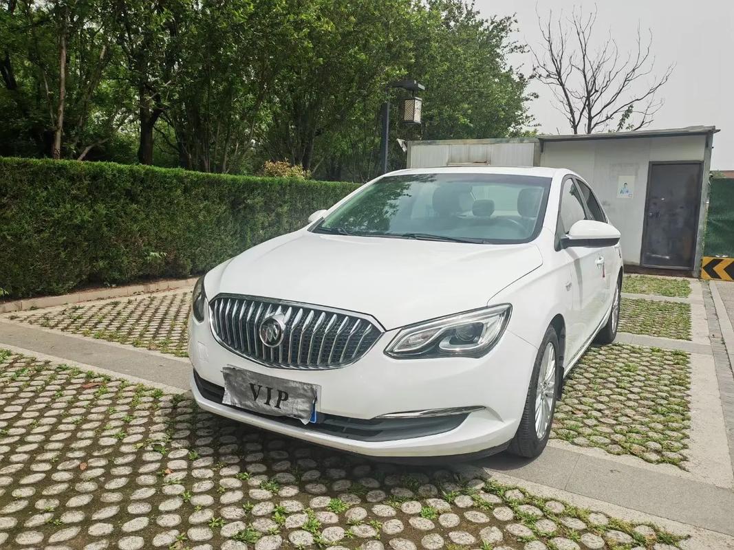 13年别克英朗gt车耗油吗