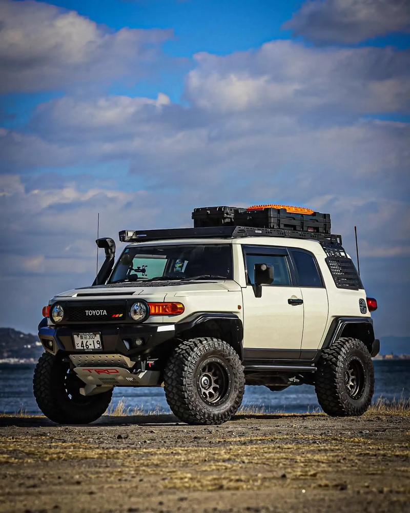 丰田FJ酷路泽的油耗是多少?