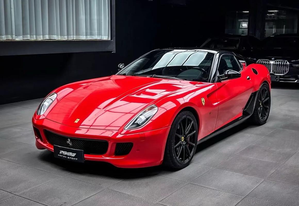 法拉利599gto与599gtb有什么区别