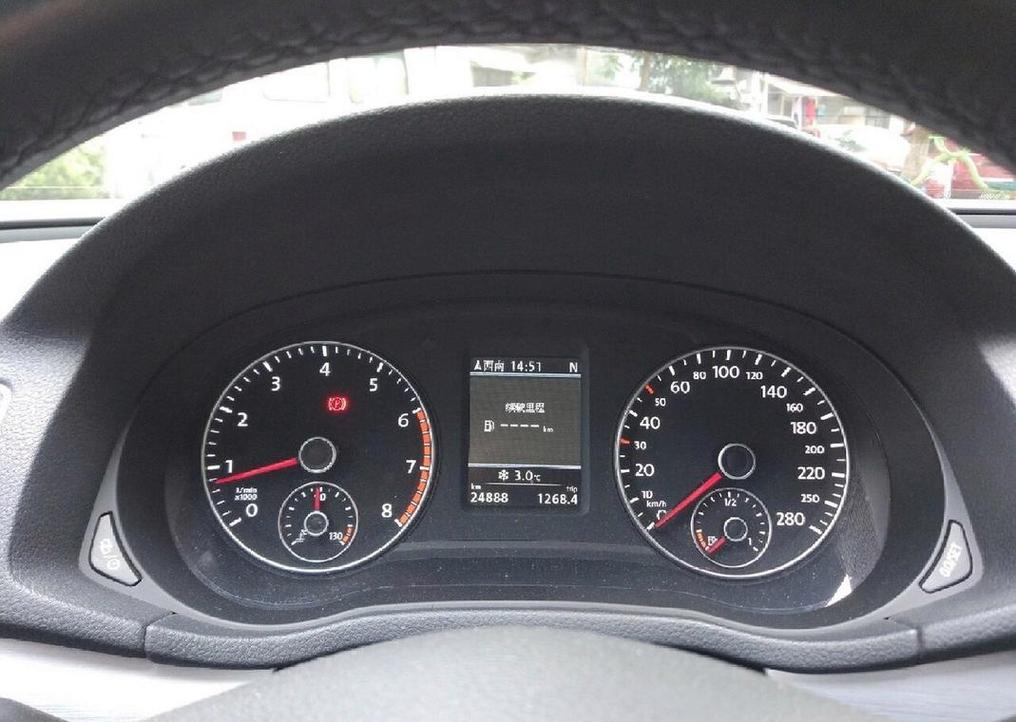 帕萨特18t油耗？帕萨特18t平均油耗？