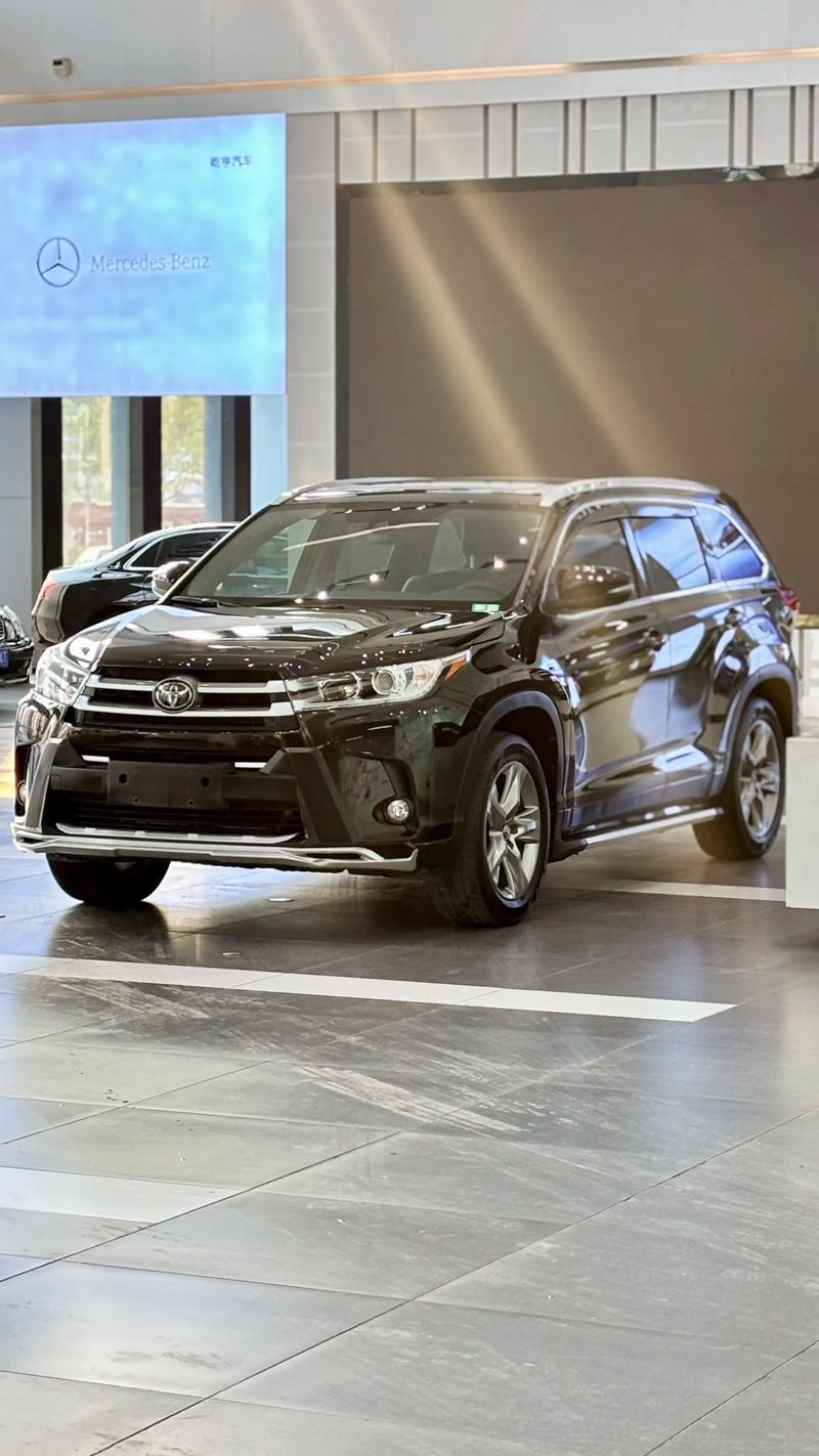 丰田普拉多油耗，丰田普拉多2025款落地费用？