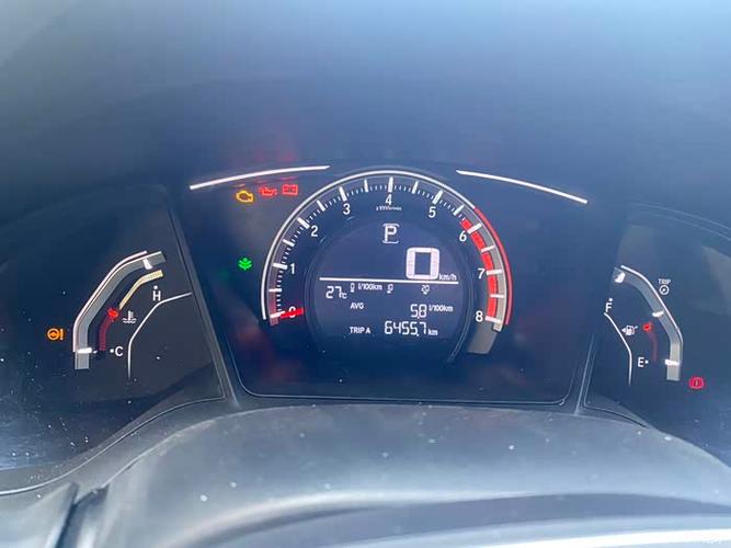 本田思域耗油原因