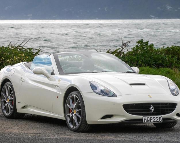 法拉利gtc4怎么样?