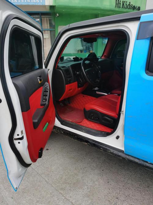 一般悍马车的排量是多少??